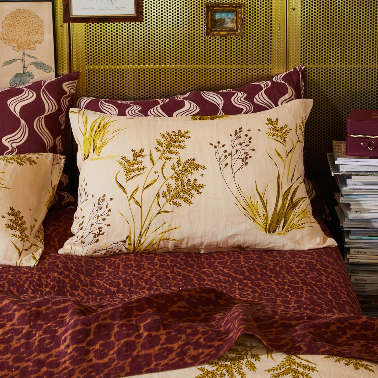 Adelyn Linen Pillowcase Set