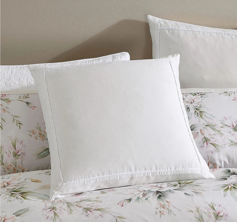 Amandaline European Pillowcase Ivory