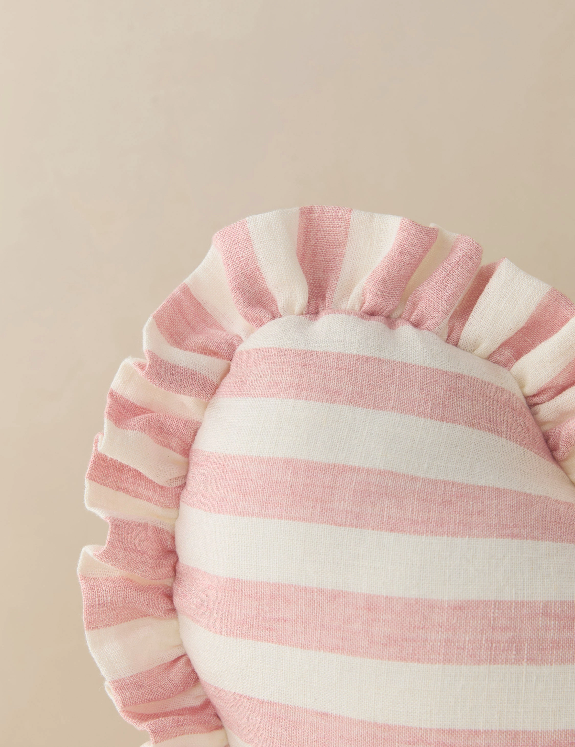 Amaroso Linen Heart Pillow