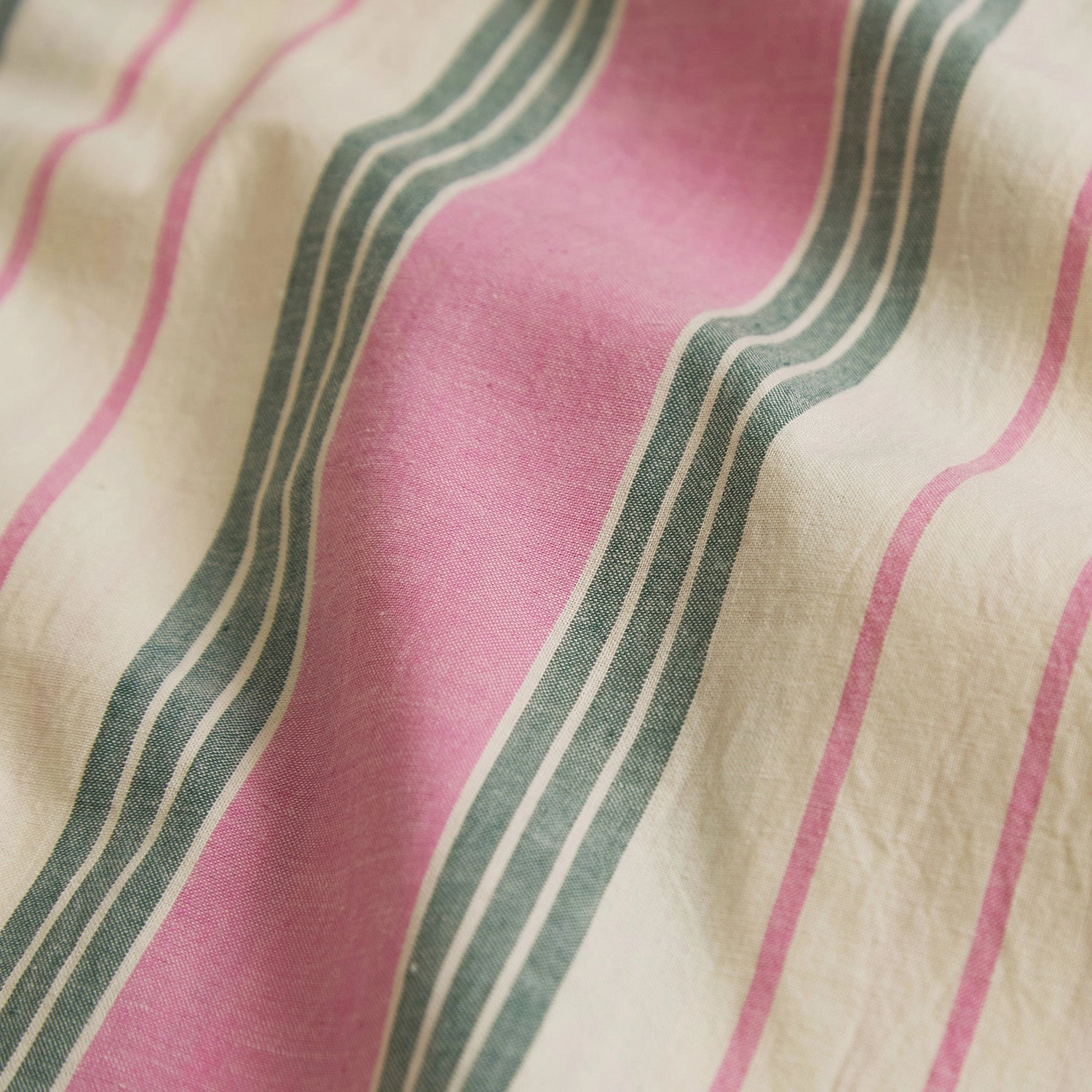 Brigitte Cotton Euro Pillowcase Set - Fuchsia