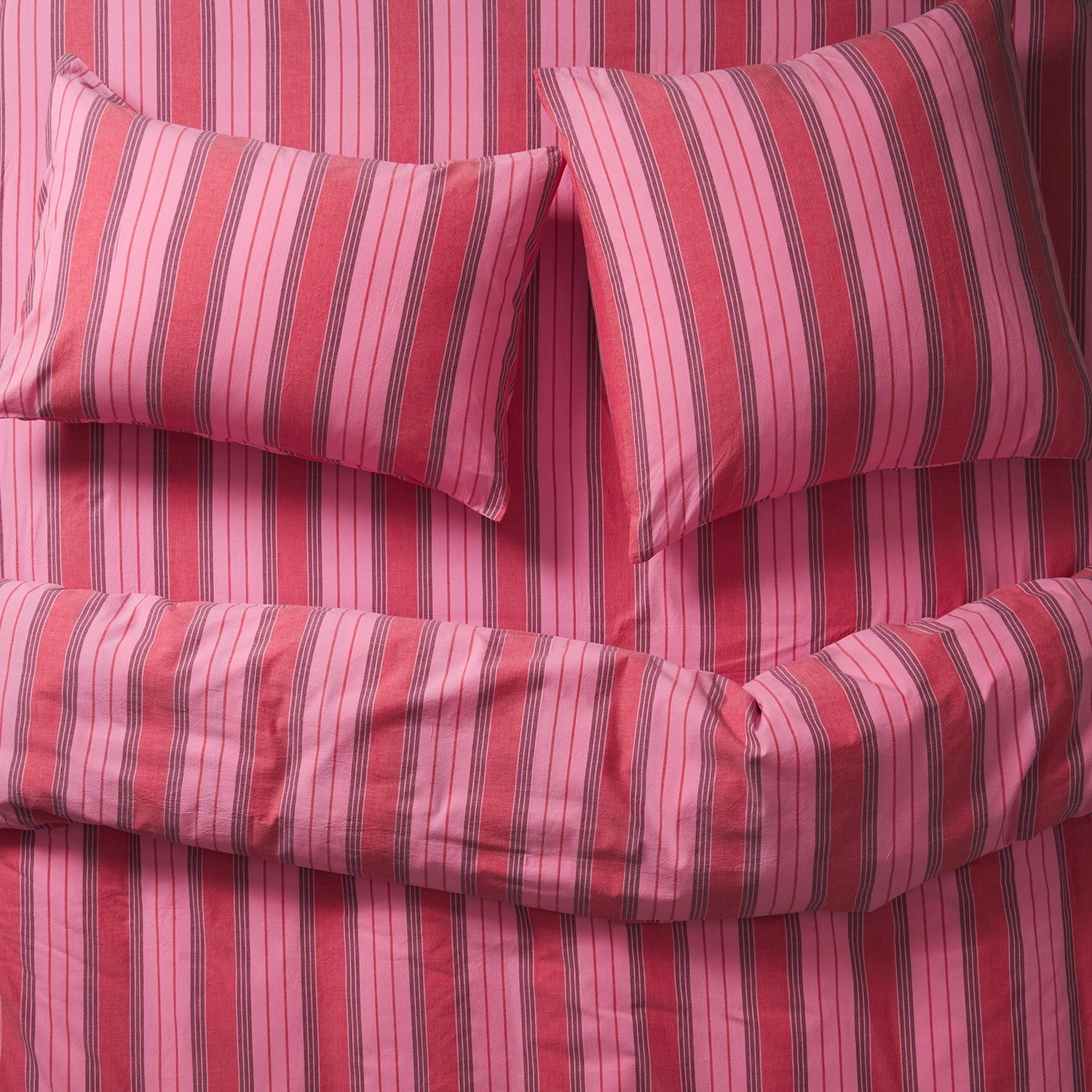 Brigitte Cotton Pillowcase Set - Scarlet