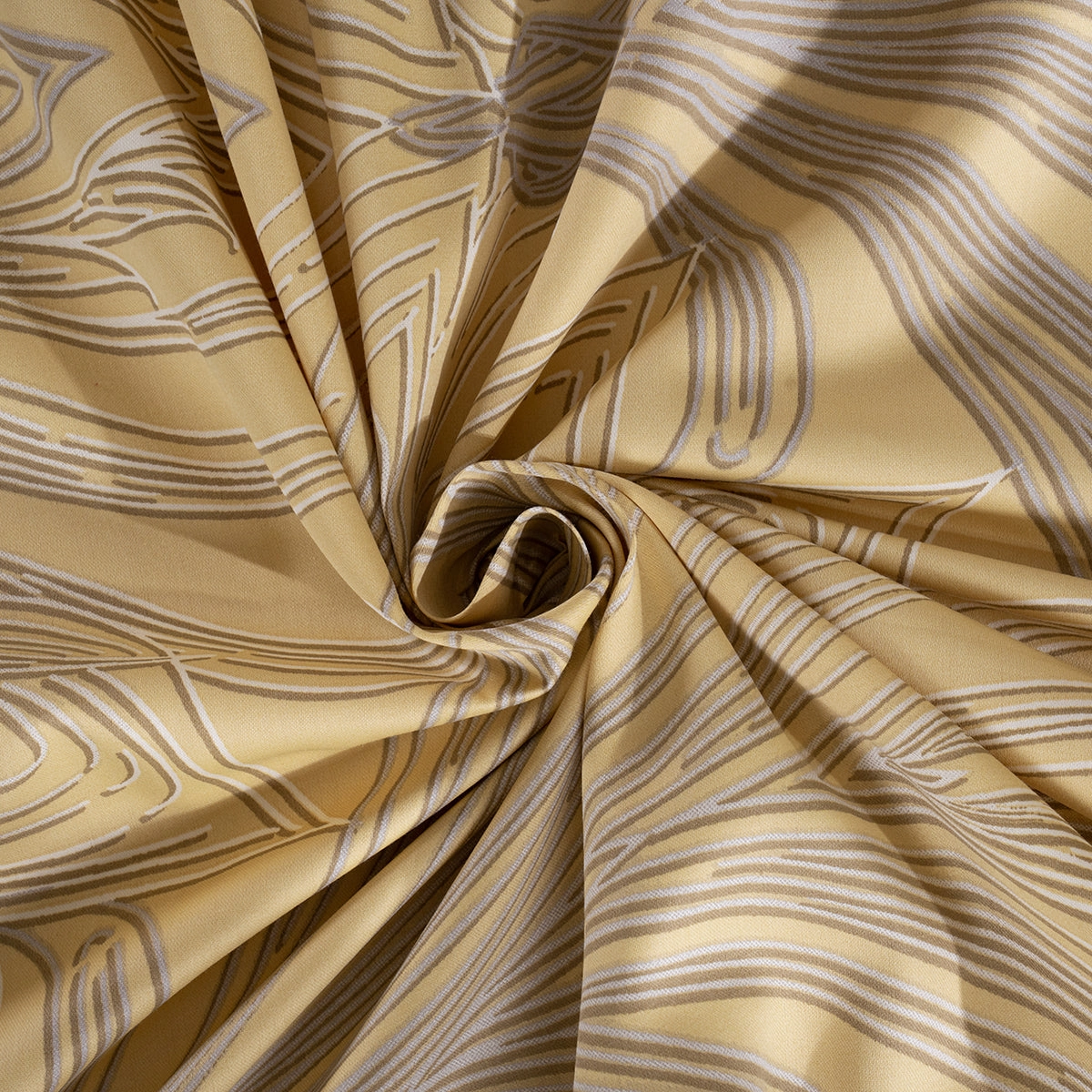 Classical Ornate Baroque Feathering Bed Sheet with Pillow Case Gold