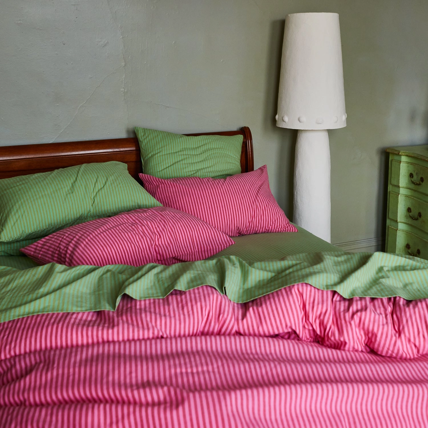 Cordell Cotton Pillowcase Set - Scarlet