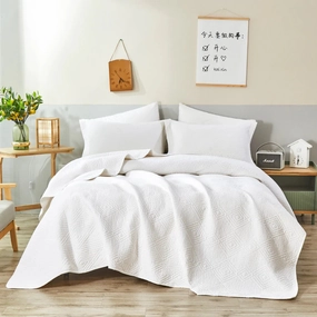 Diamond White Coverlet