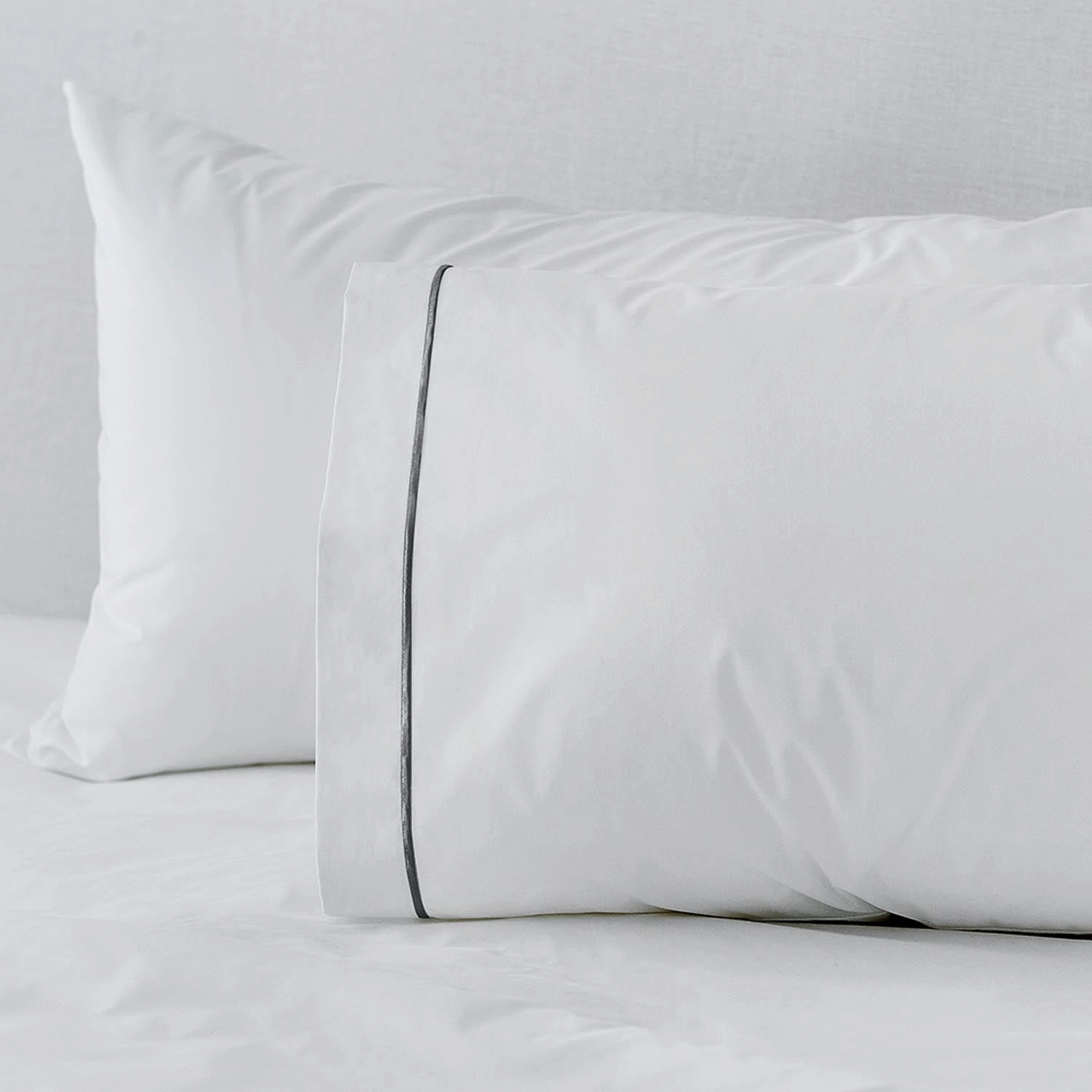 Egyptian Cotton Pillowcases White | Charcoal