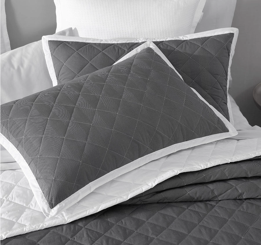 Essex Standard Pillowsham Charcoal