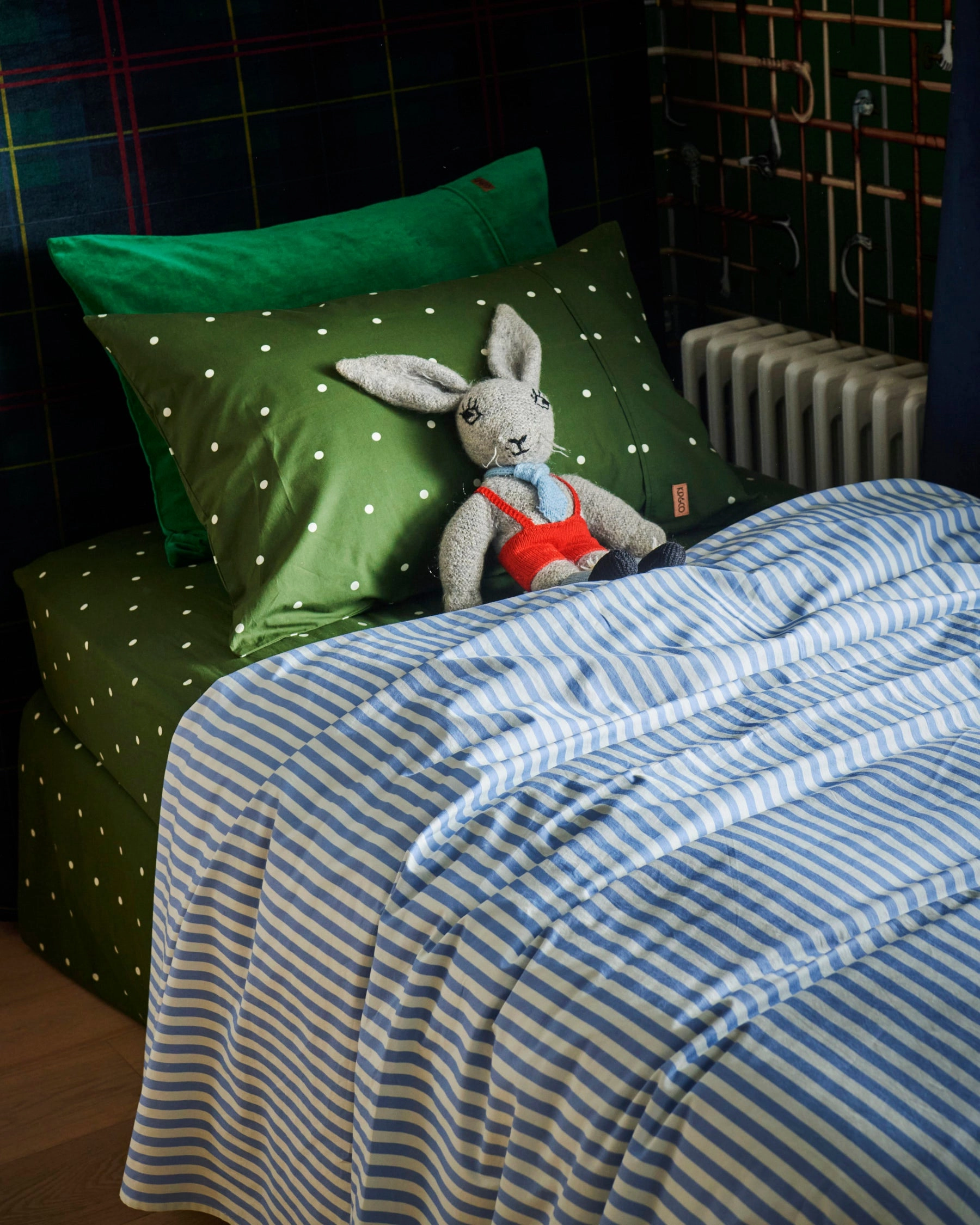 Grasshopper Velvet Pillowcase