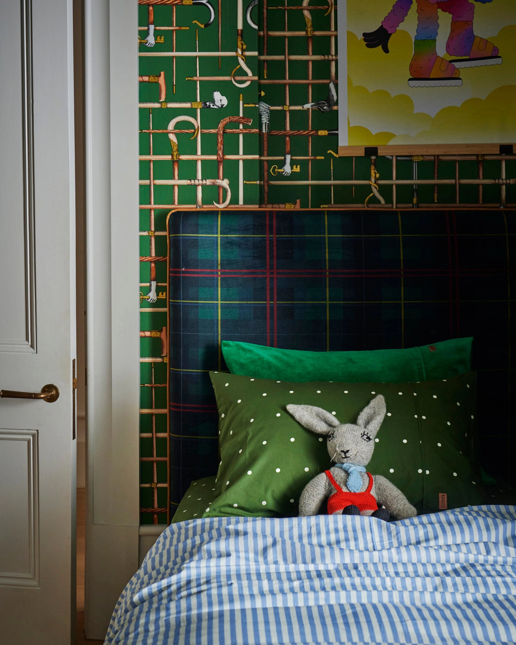 Grasshopper Velvet Pillowcase