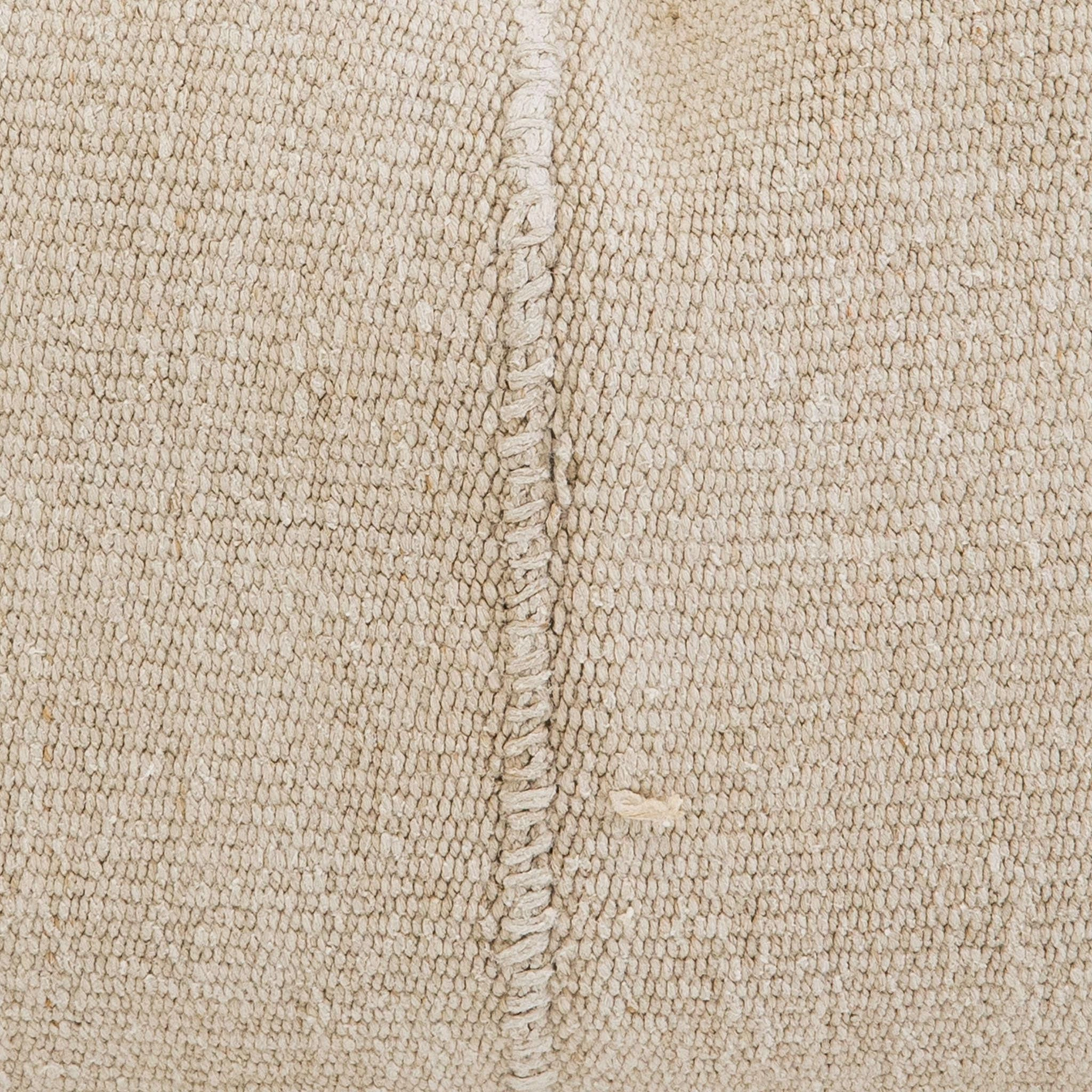 Hayden Pillow
