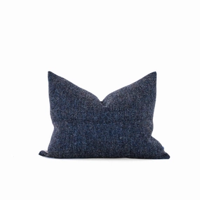Junnie Pillow