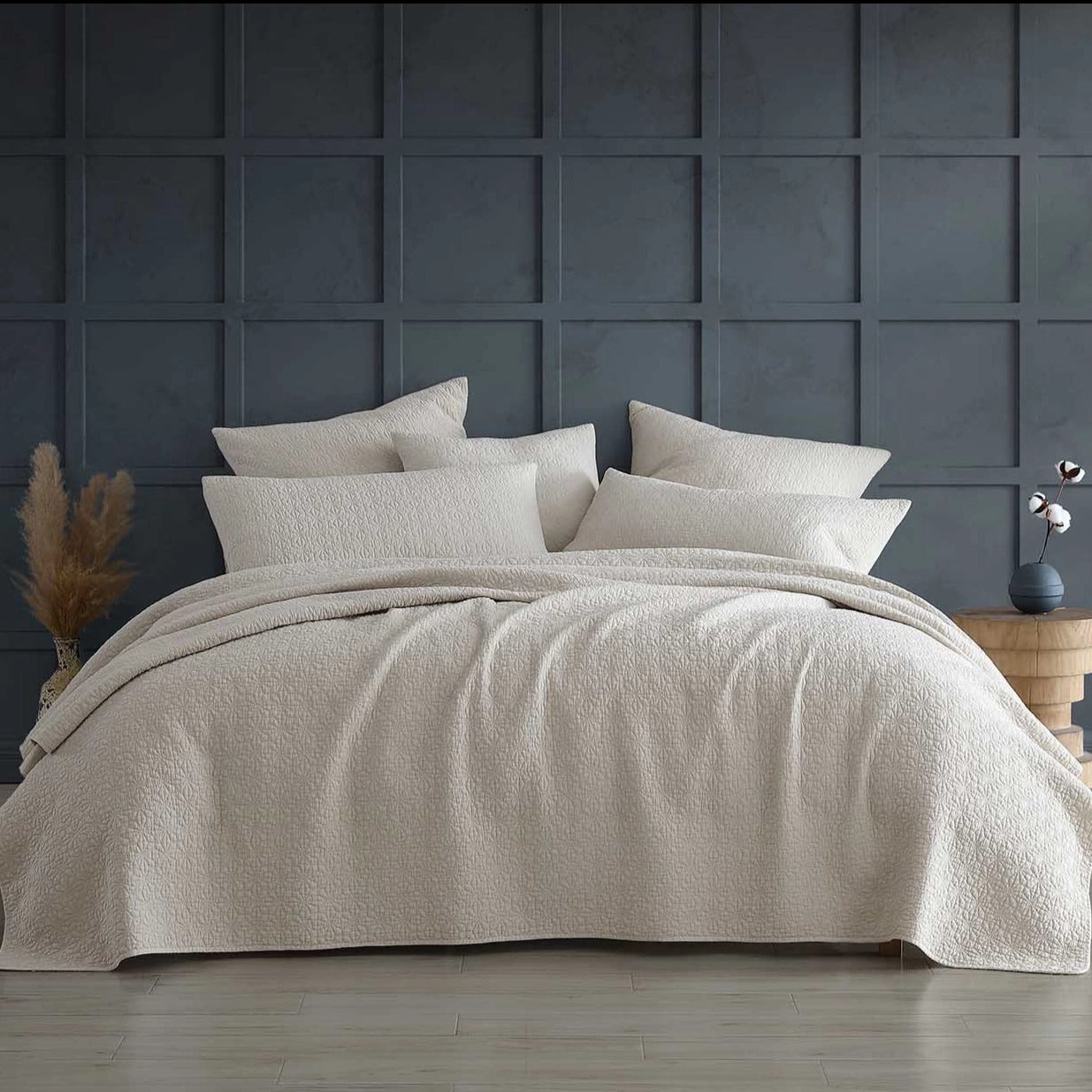 Kayo Linen Coverlet by Logan & Mason Platinum