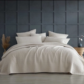 Kayo Linen Coverlet by Logan & Mason Platinum
