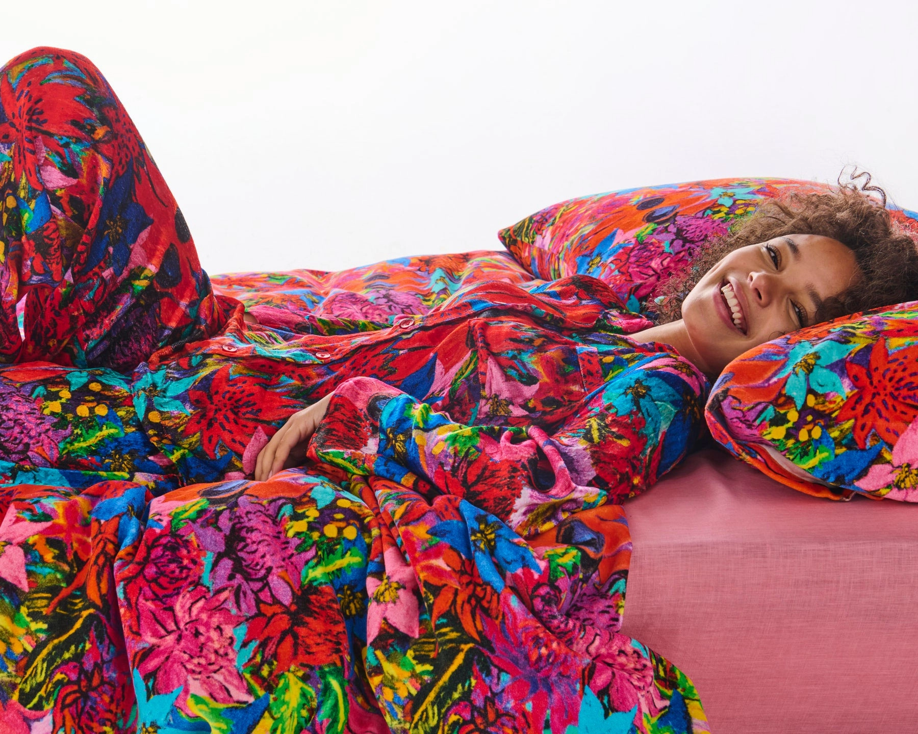 Kip&Co x Jenny Kee Growing The Peace Velvet Pillowcases