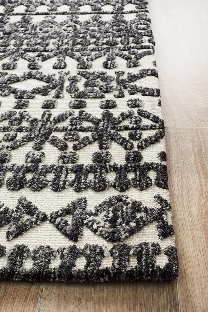 Levi 363 Rug (Ivory Black) by Rug Culture