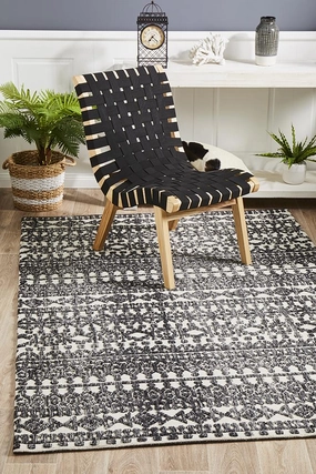 Levi 363 Rug (Ivory Black) by Rug Culture