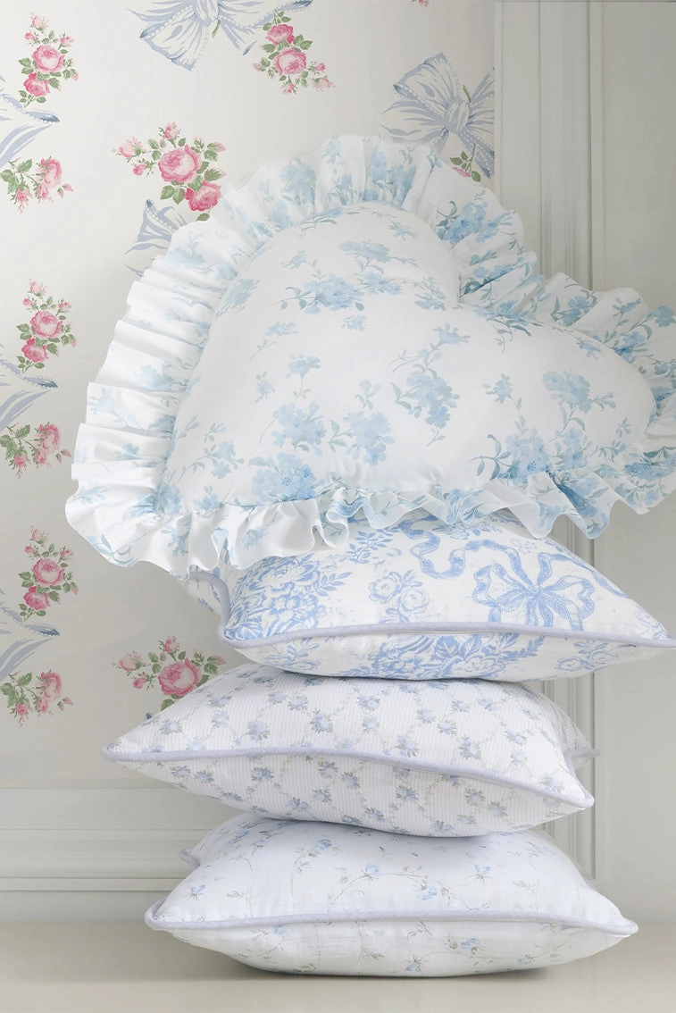 Linen Throw Pillow - WATER LILY