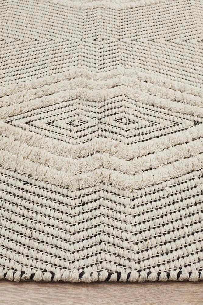 Miller 741 Rug (Bone) by Rug Culture