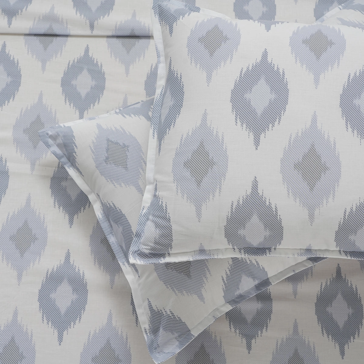 Optimist Bloom 100% Cotton Printed Bed Sheet with Pillow Case