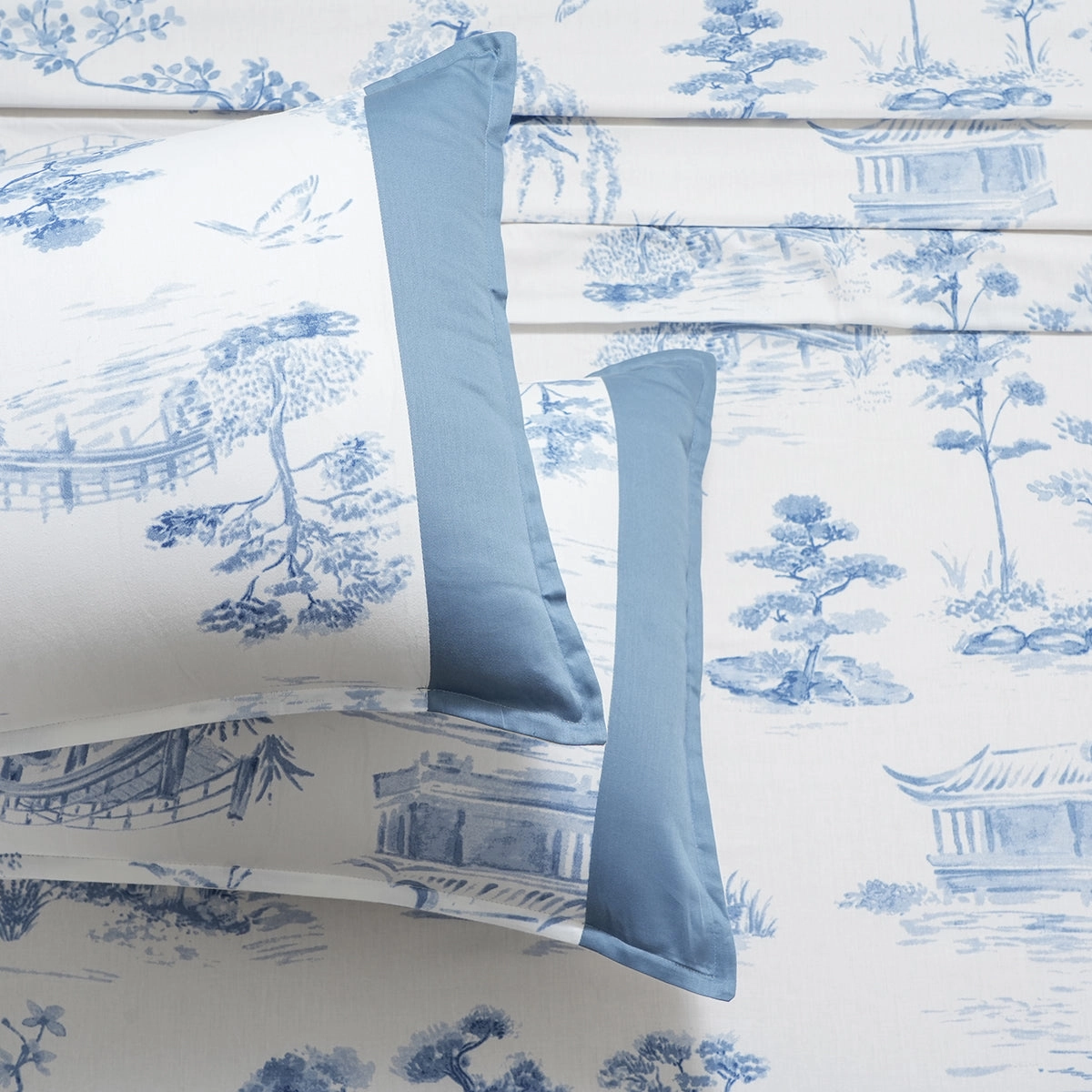 Royal Botanic 200 TC Nature Toile 100% Cotton Bed Sheet With Pillow Case