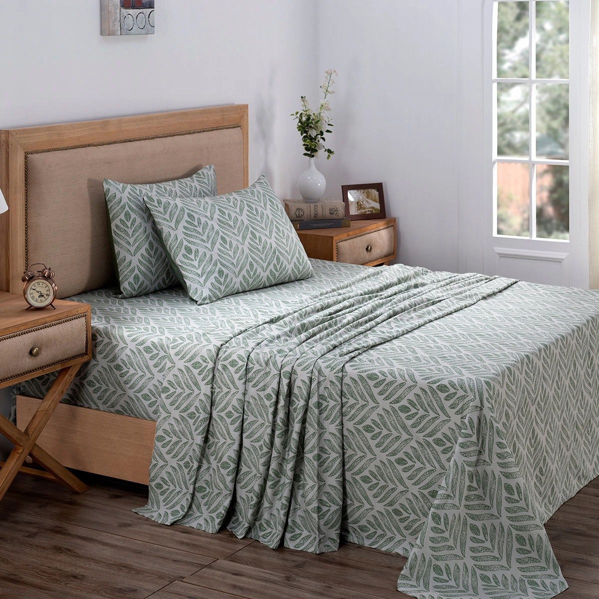 Royal Botanic 200 TC Petal Touch Green 100% Cotton Bed Sheet With Pillow Case