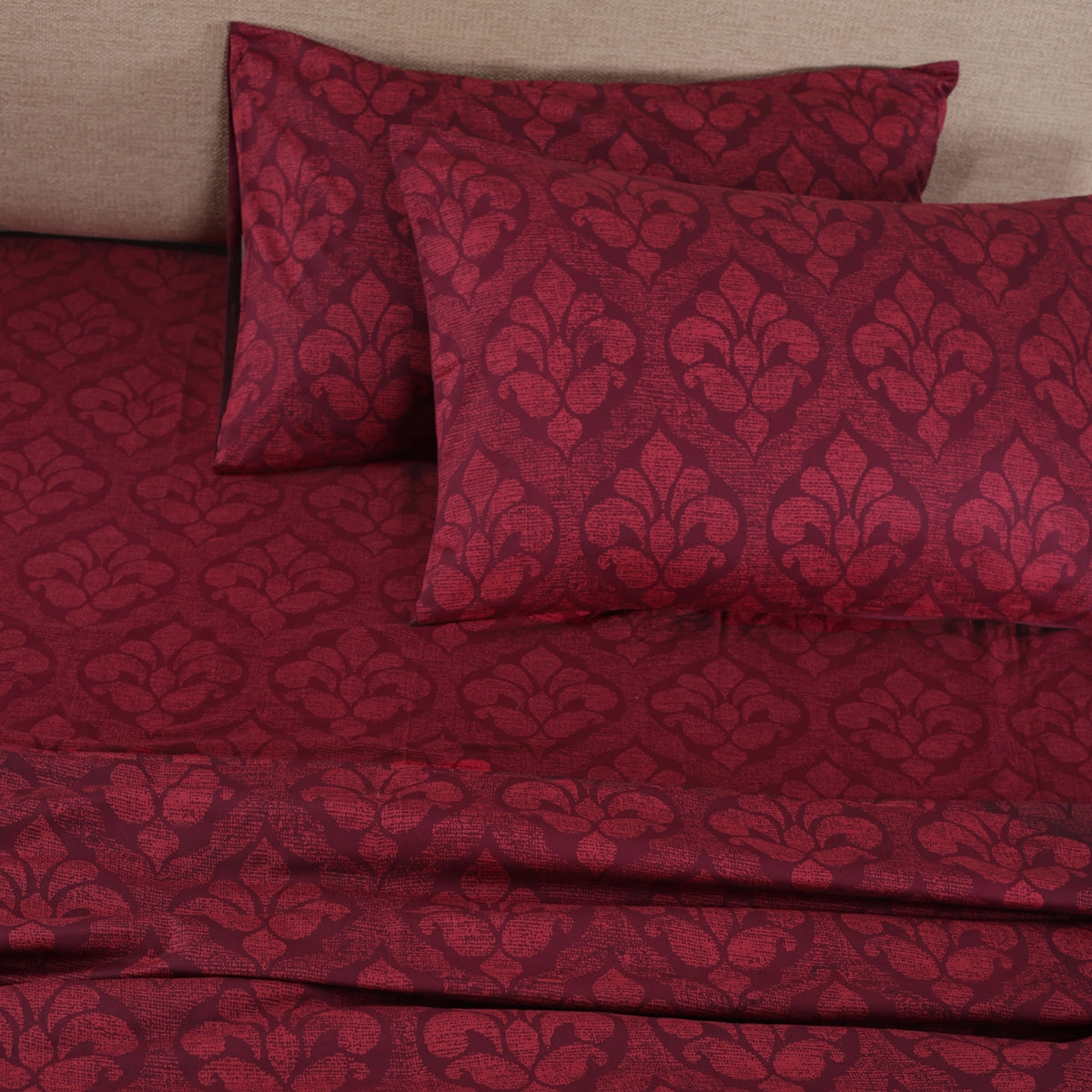 Royal Botanic Diamond Festivity 200 TC Red 100% Cotton Bed Sheet With Pillow Case