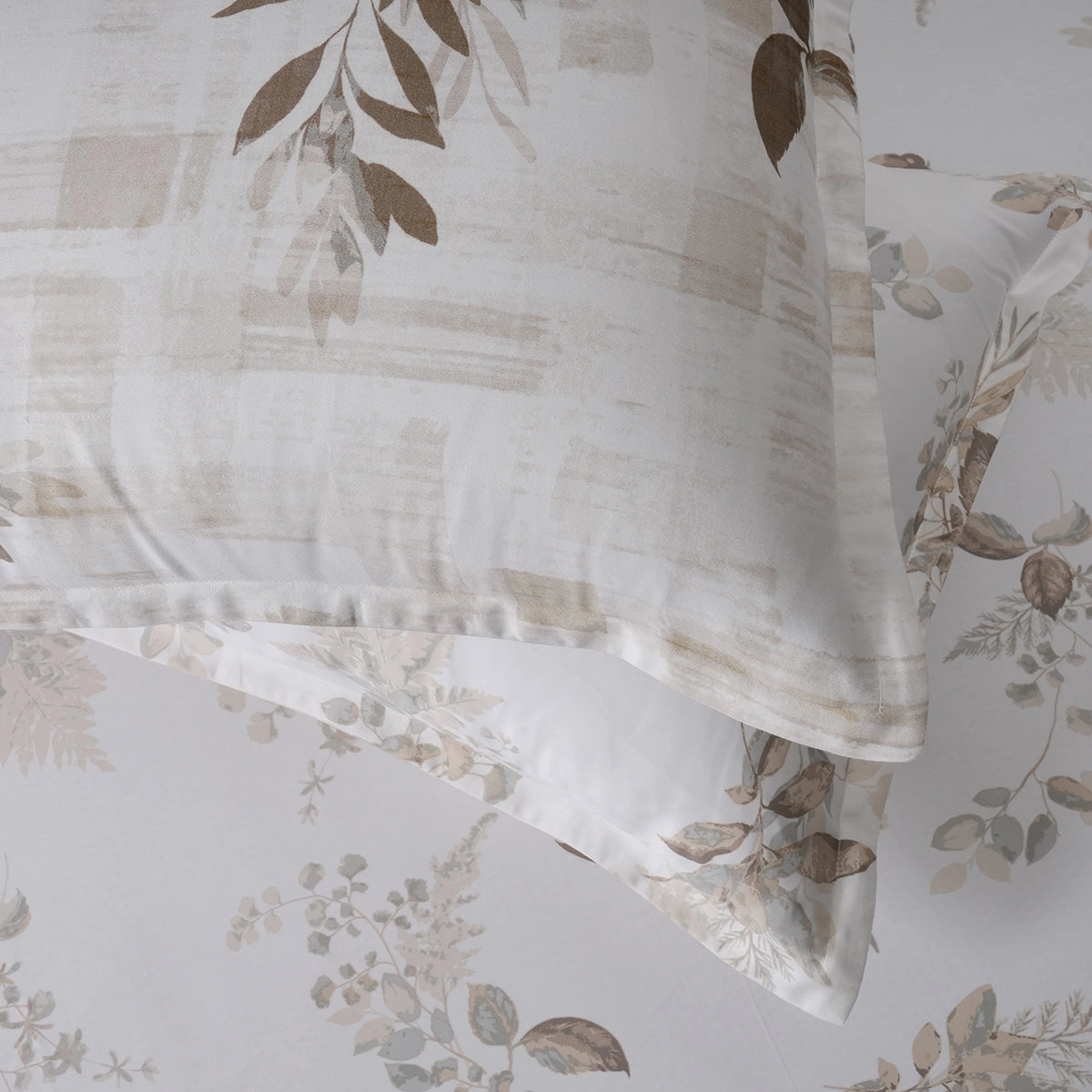 Sensory Bloom Edenia 100% Cotton Brown Bed Sheet with Pillow Case