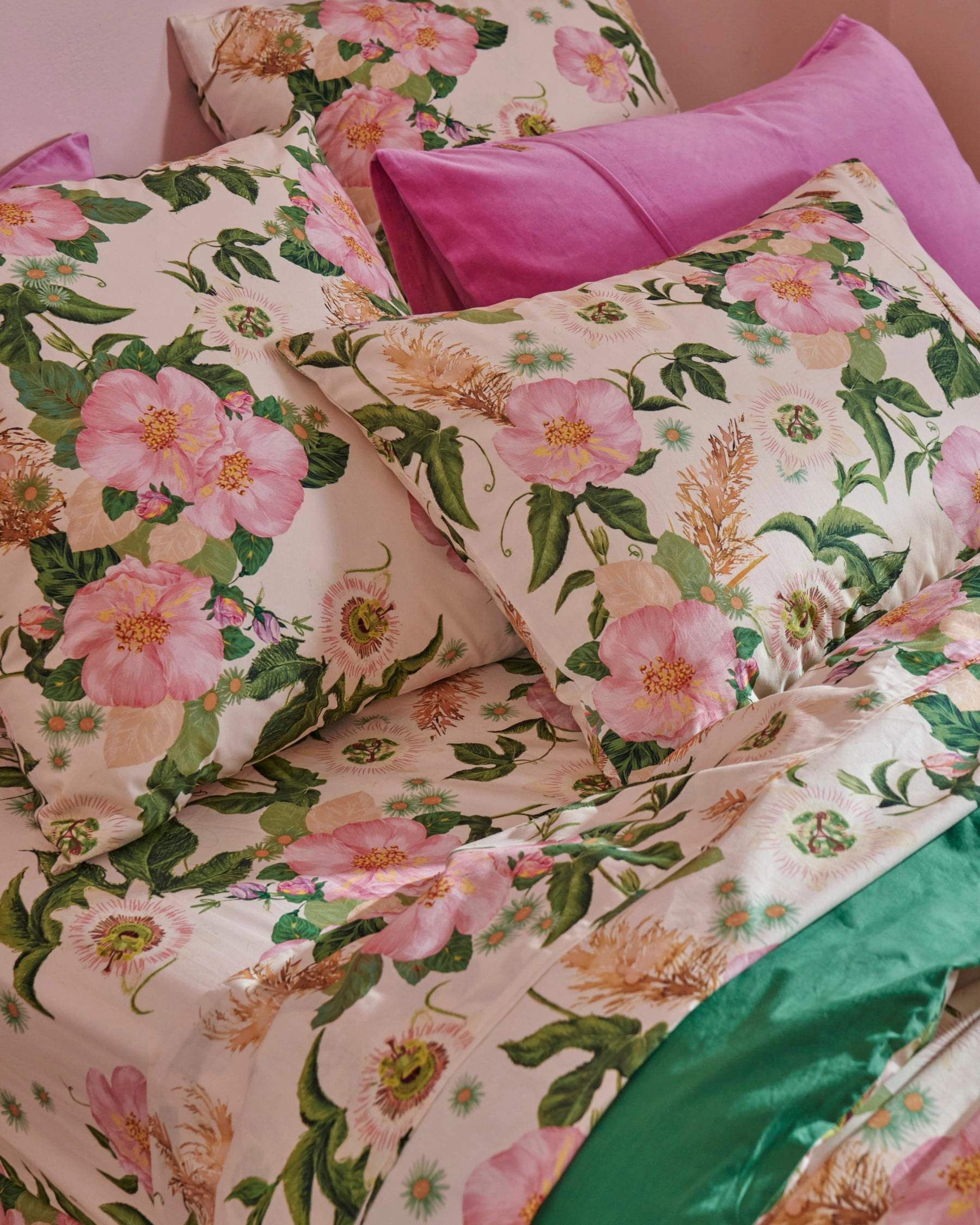 Sunday Stroll Organic Cotton Pillowcases