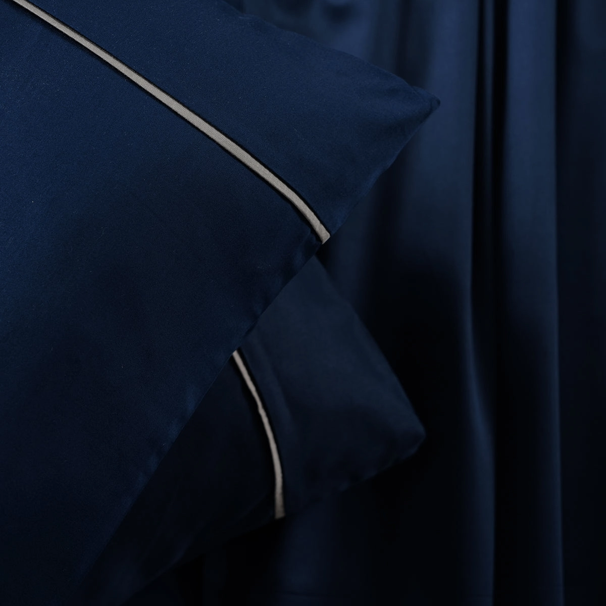 Viola Plain 100% Cotton Sateen Indigo Bed Sheet